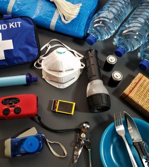 How to pack a first aid kit when traveling